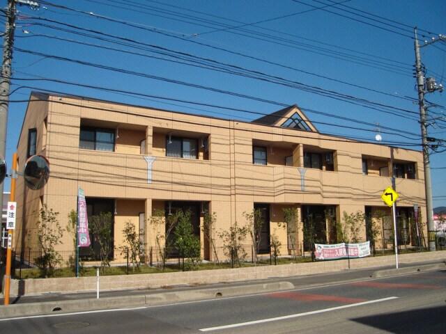 エル・アールの物件外観写真