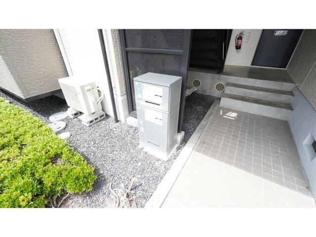 セピアコートの物件外観写真