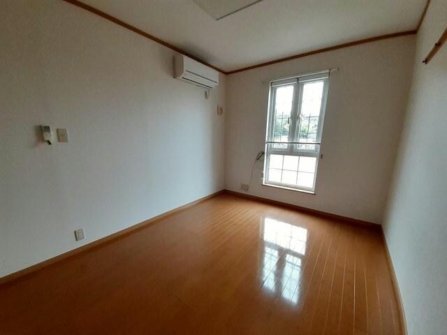 いちごハウスαの物件内観写真