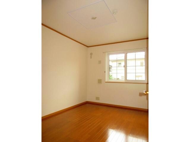 いちごハウスαの物件内観写真