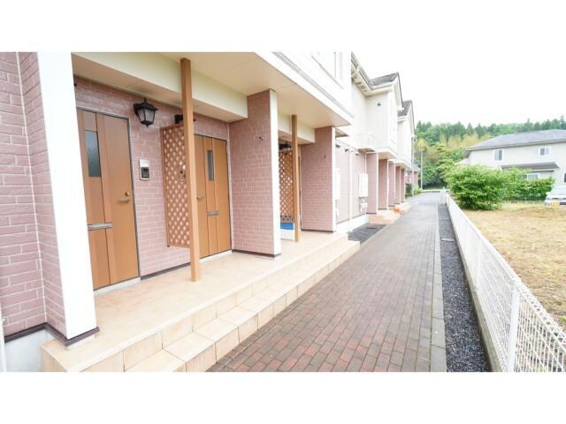 いちごハウスαの物件外観写真