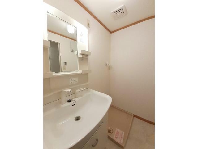 いちごハウスαの物件内観写真