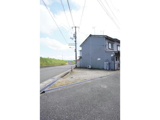 テラスハウス美保の物件外観写真