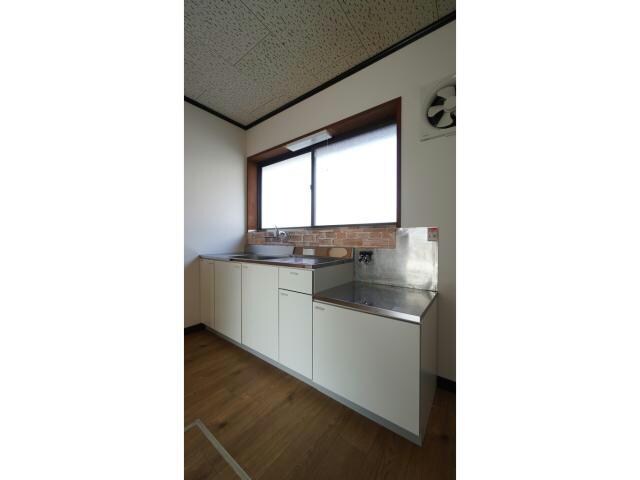 テラスハウス美保の物件内観写真