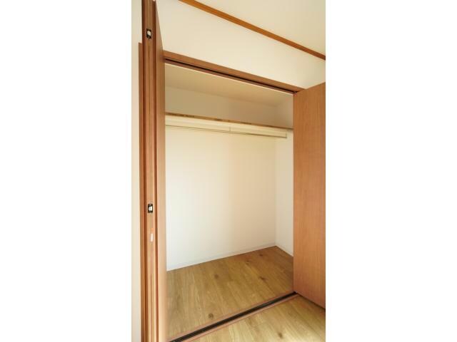 テラスハウス美保の物件内観写真