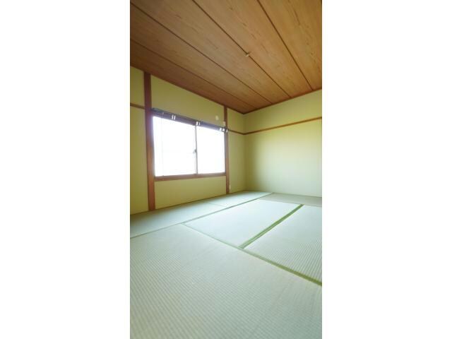 テラスハウス美保の物件内観写真