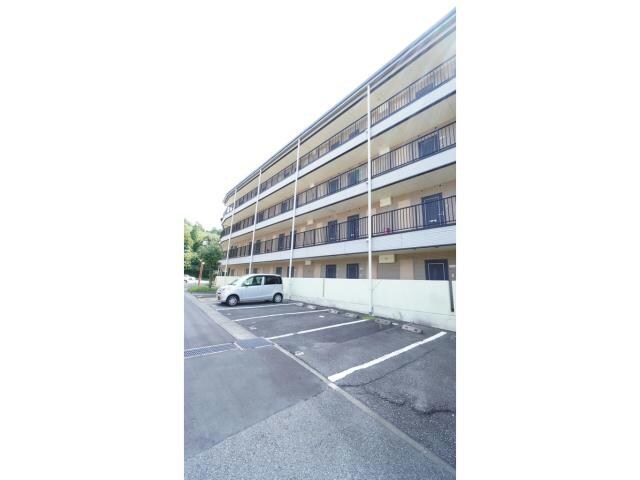 グランドハイツ正蓮寺61の物件外観写真