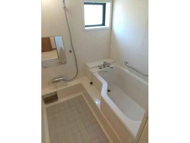 ハイカムール米原　A棟の物件内観写真