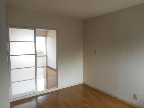 オーク津ノ井フレグランスAの物件内観写真