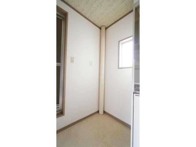 中島ハイツの物件内観写真