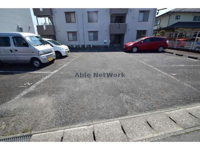 サンハイツ今枝の物件外観写真