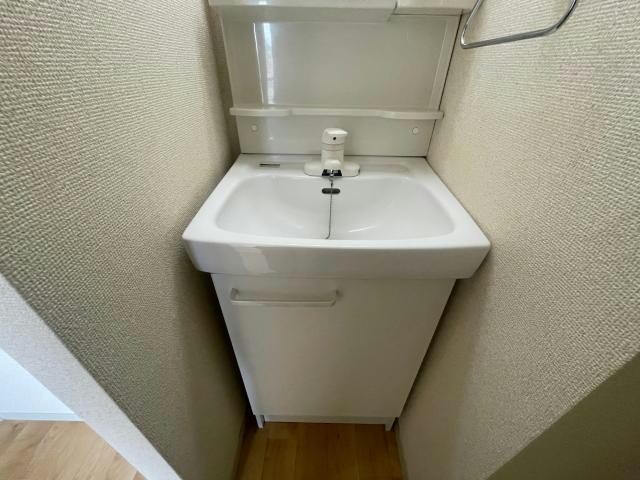 サンハイツ今枝の物件内観写真