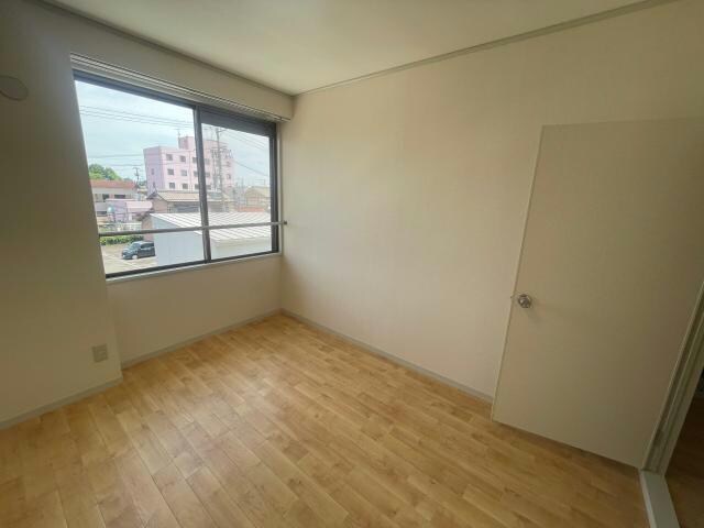 サンハイツ今枝の物件内観写真