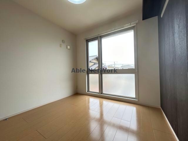 ルミエール・ミウの物件内観写真