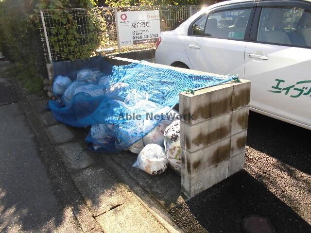 ルラーシュの物件外観写真