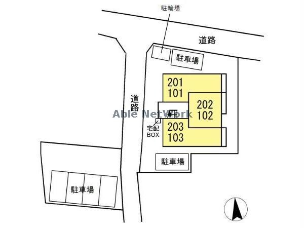 シャトルアキラⅢの物件外観写真