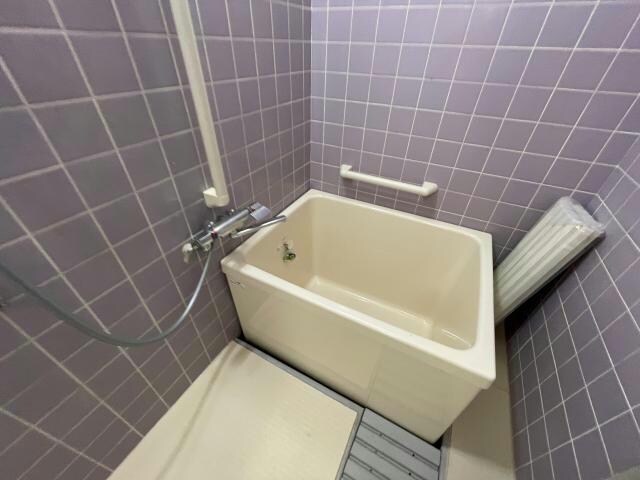 黒岩タウンハウスの物件内観写真