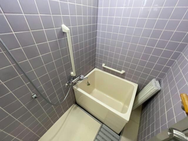 黒岩タウンハウスの物件内観写真