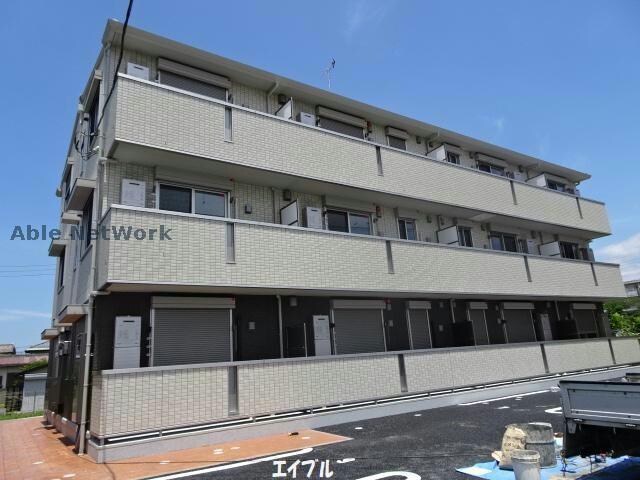 グラナータの物件外観写真