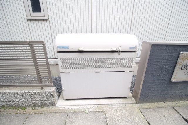 メナージュの物件外観写真