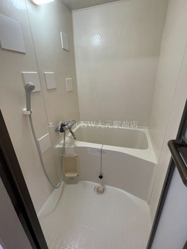 アジュール下中野の物件内観写真