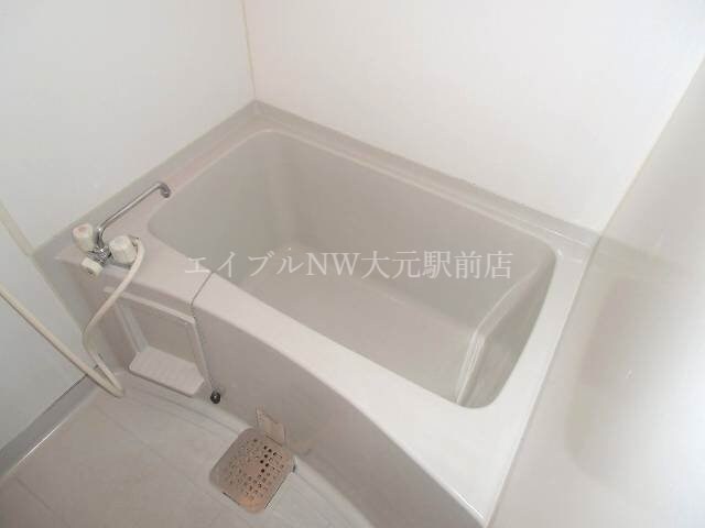 ハピネス篤Aの物件内観写真