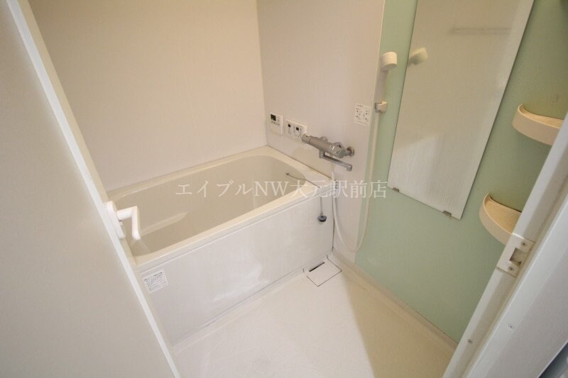 アーバン富田町の物件内観写真