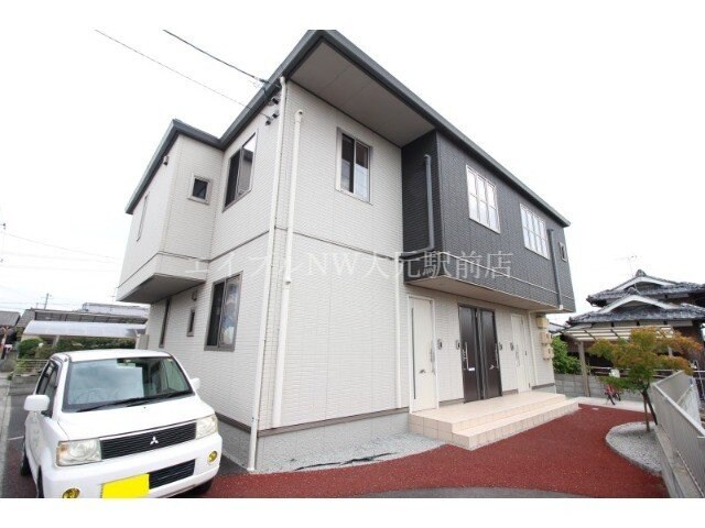 ラ・ルミエール　エストの物件外観写真