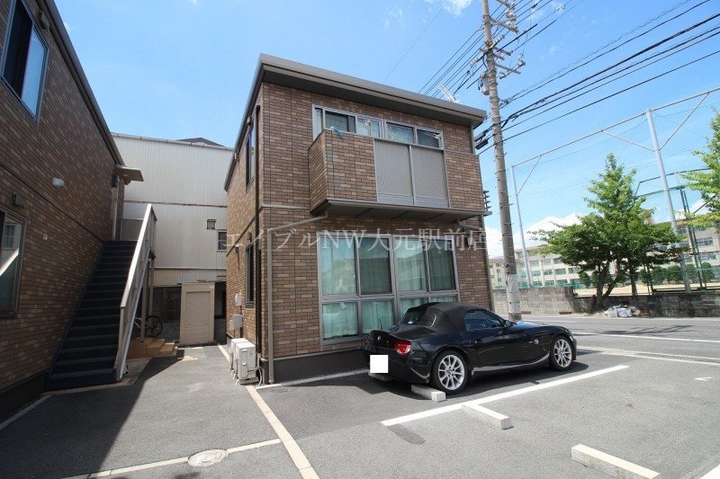 フェリオ三浜Ⅱの物件外観写真