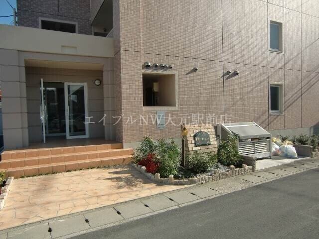 フラン・ヴェルジェの物件外観写真