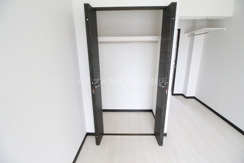 コクーン大元駅前の物件内観写真