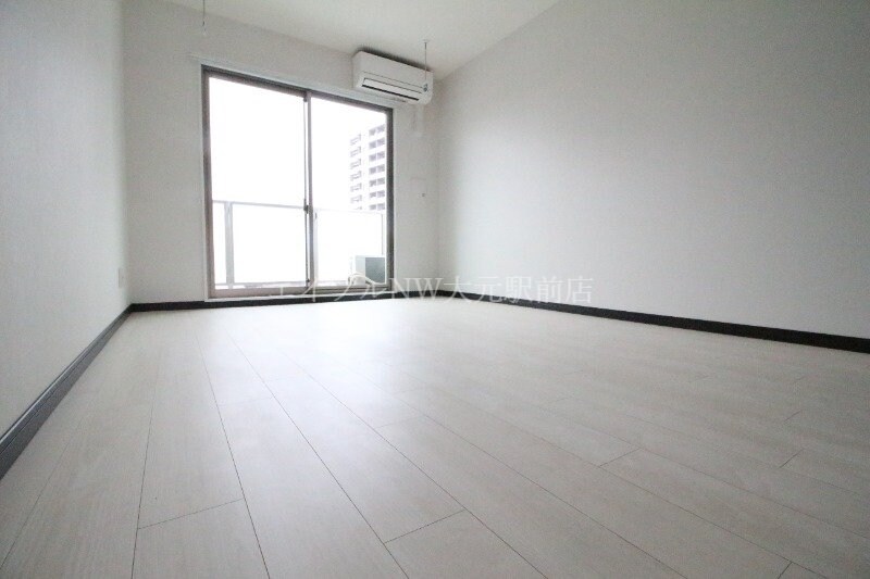 コクーン大元駅前の物件内観写真