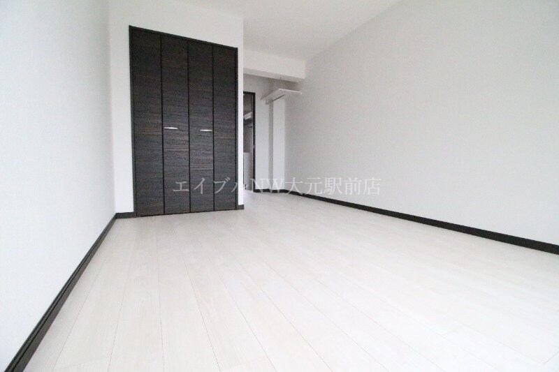 コクーン大元駅前の物件内観写真