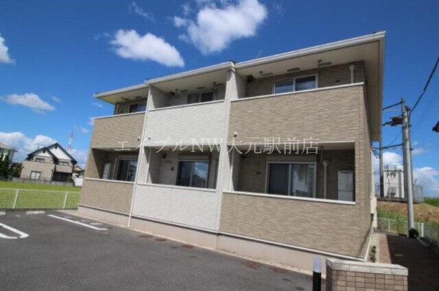 グランデＭの物件外観写真