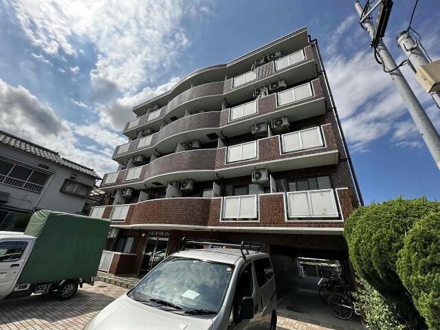 メゾンドリバージュの物件外観写真