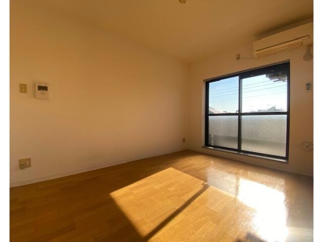 メゾンドリバージュの物件内観写真