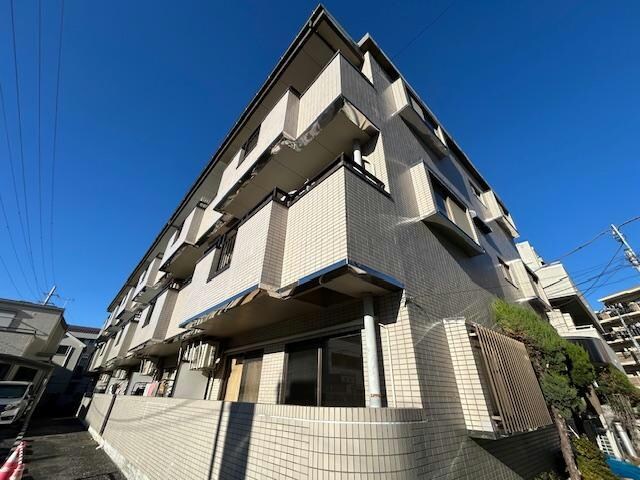 カーサワカバヤシの物件外観写真