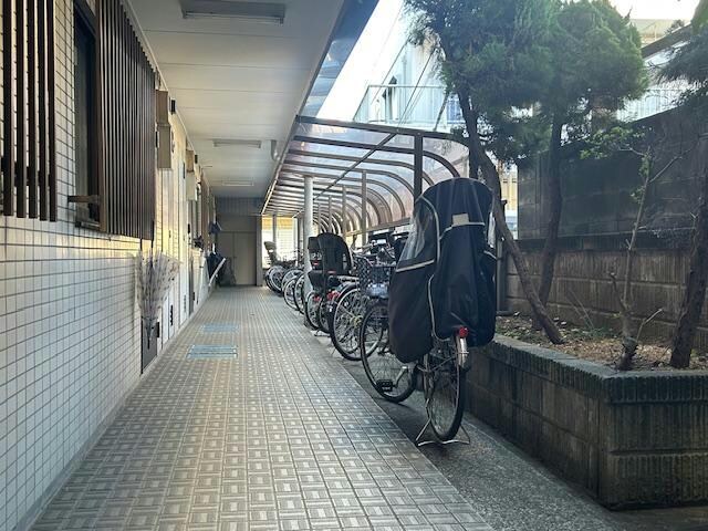 カーサワカバヤシの物件外観写真