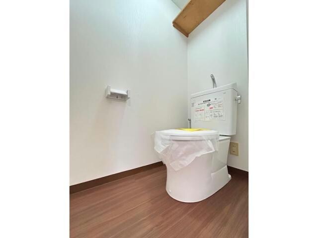 カーサワカバヤシの物件内観写真