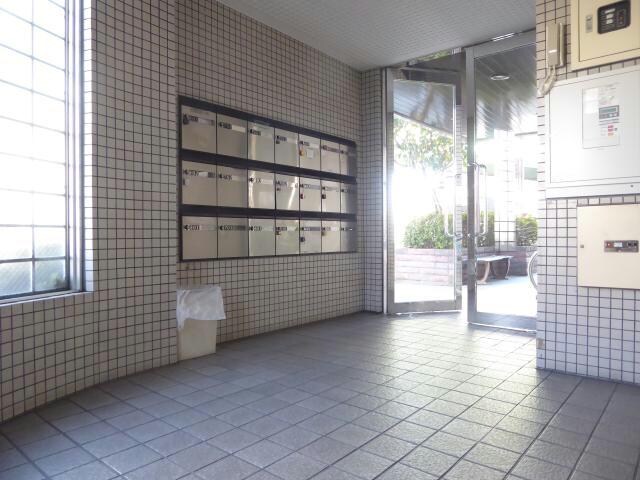 グランドマンション金子の物件外観写真