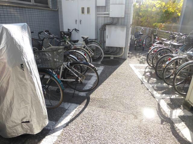 グランドマンション金子の物件外観写真