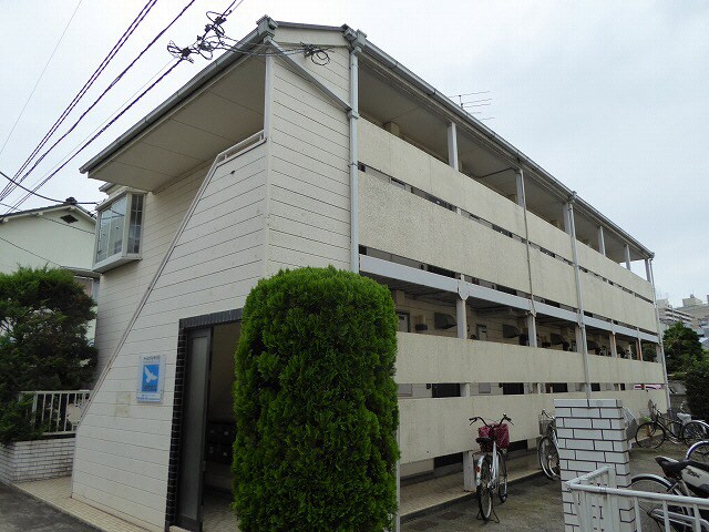 キャピタル中川の物件外観写真