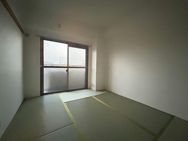 ラフィーネ壱番館の物件内観写真