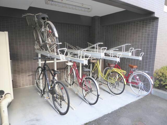 Park　AYASEの物件外観写真