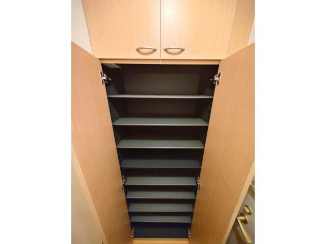 センターハウスBの物件内観写真