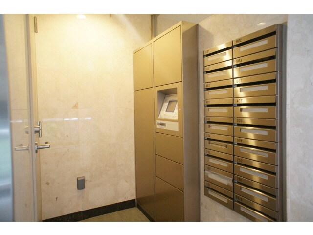 ソルパシオ亀有の物件外観写真