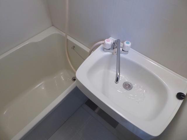 ベルハイム中川の物件内観写真