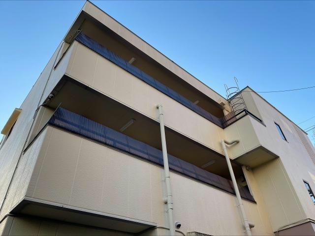 ベルハイム中川の物件外観写真