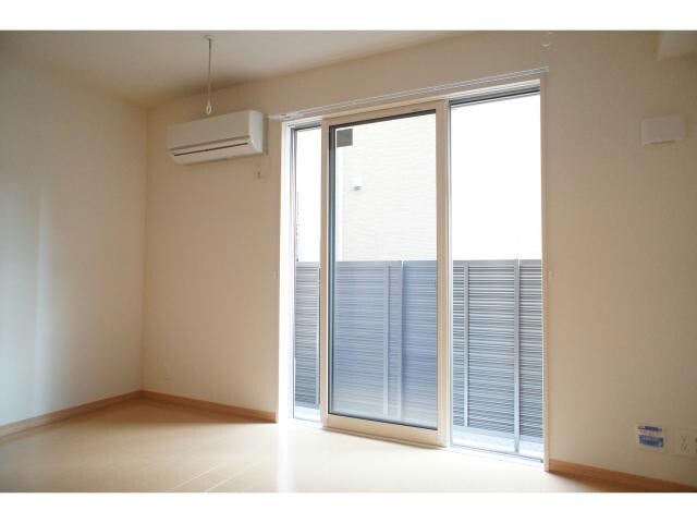 ヴィラ・エトワールの物件内観写真