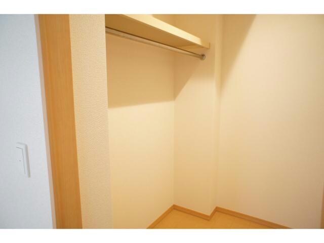 ヴィラ・エトワールの物件内観写真